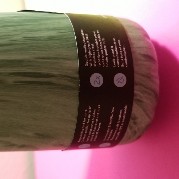 Water bottle - Picture 3 of 4